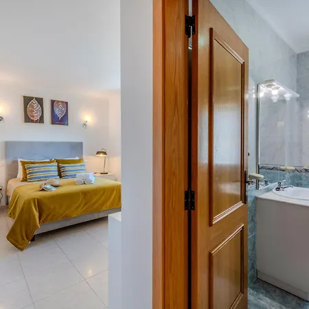 Sunny Escape By Interhome * Albufeira