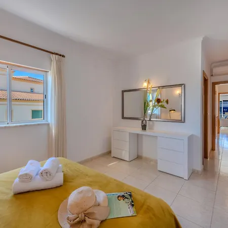 Sunny Escape By Interhome * Albufeira