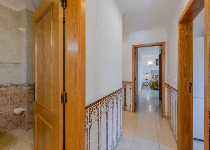 아파트 Valmangude Sunny Escape - Vip By Interhome 알부페이라